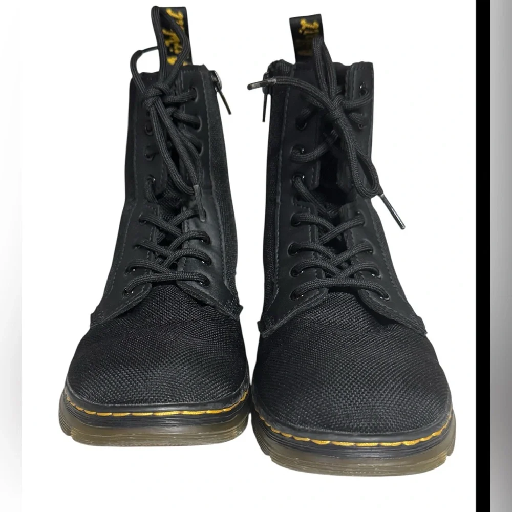 EUC Dr. Martens JUNIOR COMBS EXTRA TOUGH POLY CASUAL BOOTS SZ 4